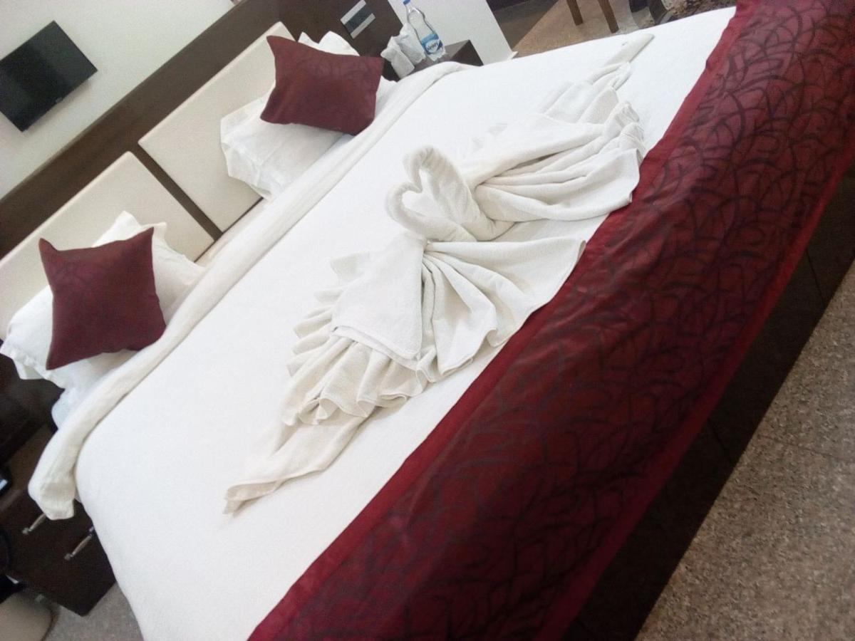 Arsh Residency Hotel Lucknow Ngoại thất bức ảnh