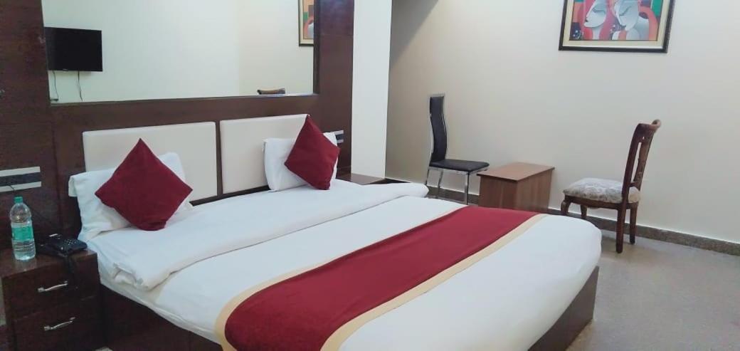Arsh Residency Hotel Lucknow Ngoại thất bức ảnh